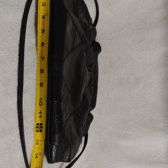 Leon's New York leather bag... Beautiful - Picture 12 of 15